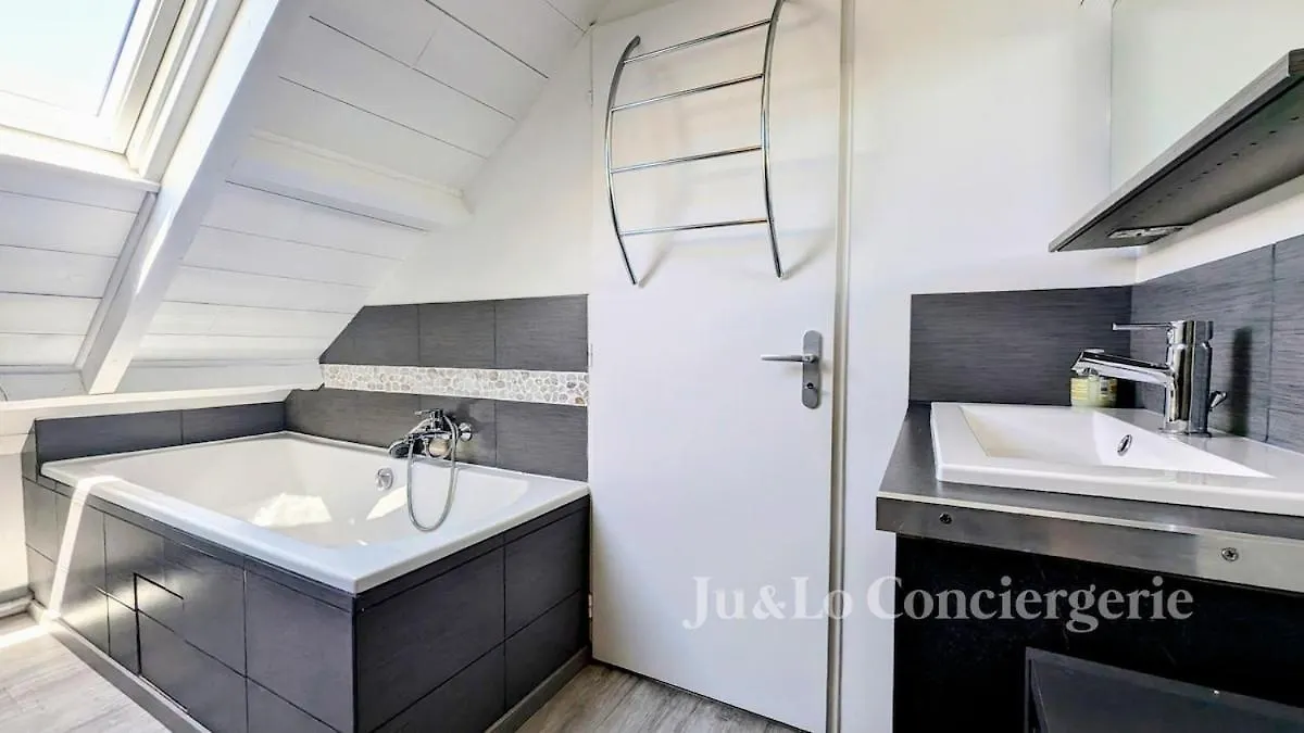 Gite Confortable 12 Pers A 15 Minutes Des Plages Peaule フランス